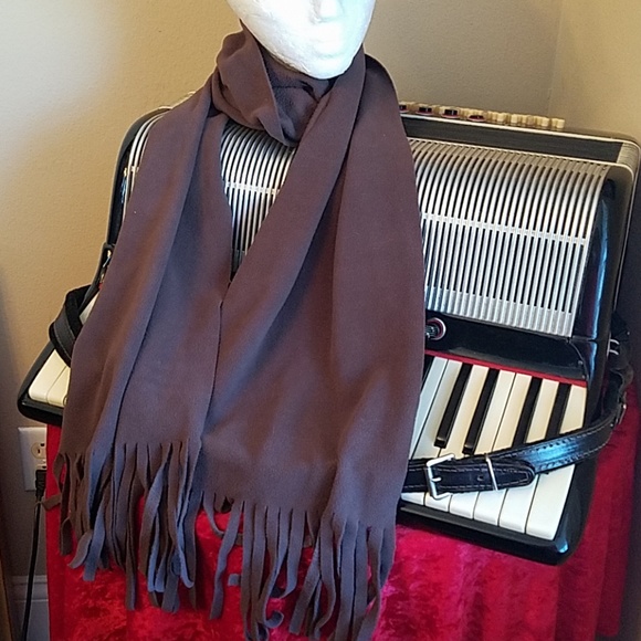 SUPER WARM BROWN FRINGED FLEECE SCARF - Picture 2 of 4